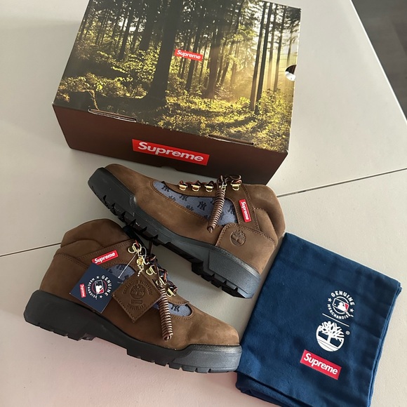 Supreme Other - [SOLD on alias] Timberland Field Boot
Supreme New York Yankees Brown